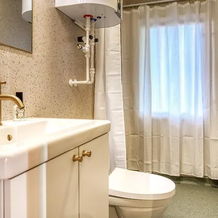 Vibrant Holiday In Lb K With Terrace Holiday home *