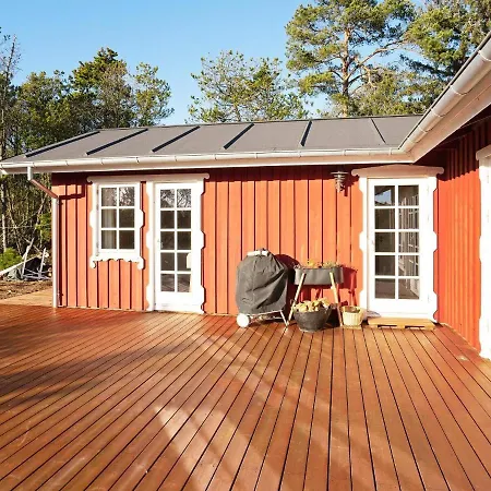 Holiday home Vibrant Holiday In Lb K With Terrace Aalbaek